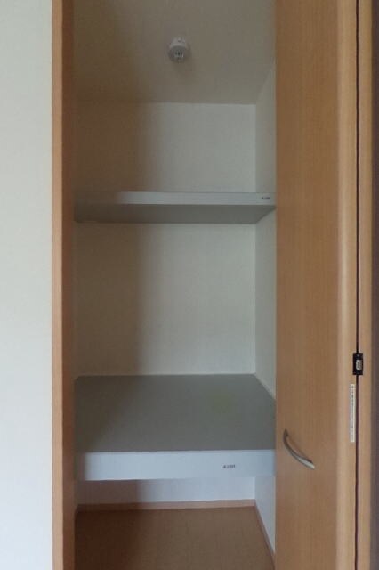 シャルム・ポンテ重根の物件内観写真