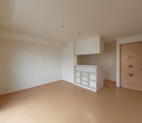 シャルム・ポンテ重根の物件内観写真