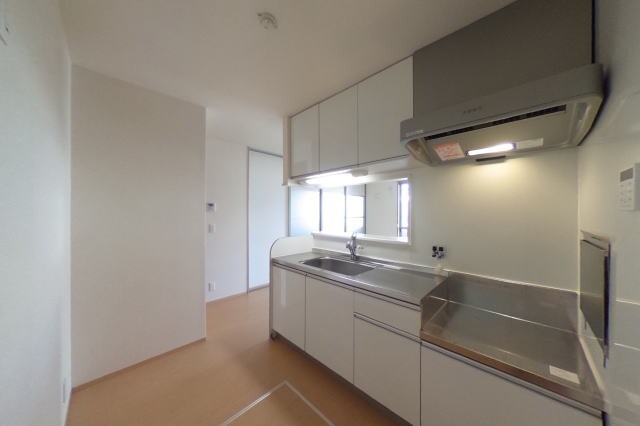 シャルム・ポンテ重根の物件内観写真