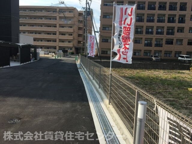 紀三井寺駅 バス2分  名草小学校前下車：停歩5分 4階の物件外観写真