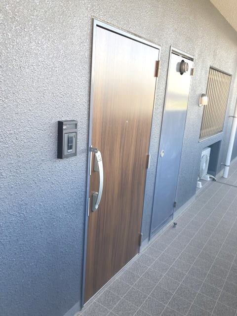 紀三井寺駅 バス2分  名草小学校前下車：停歩5分 4階の物件内観写真