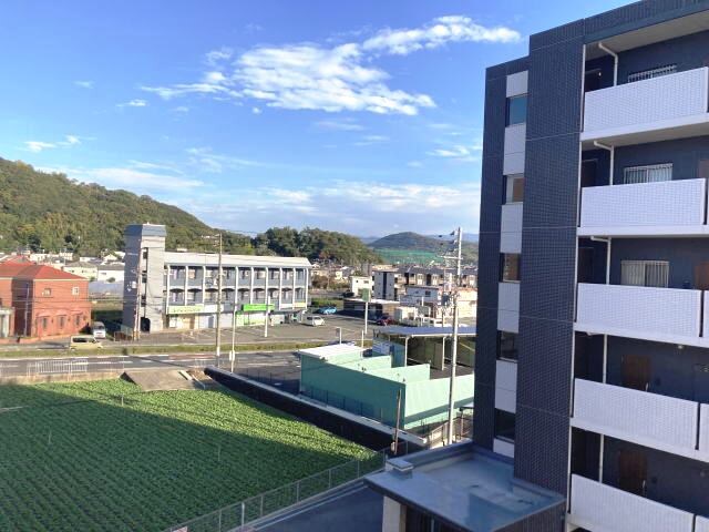 紀三井寺駅 バス2分  名草小学校前下車：停歩5分 4階の物件内観写真