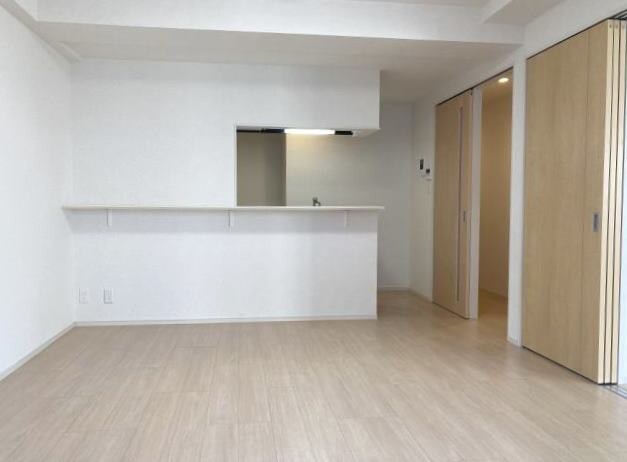 紀三井寺駅 バス2分  名草小学校前下車：停歩5分 4階の物件内観写真