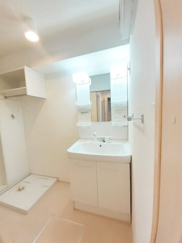 宮前駅 バス10分  塩屋下車：停歩6分 2階の物件内観写真