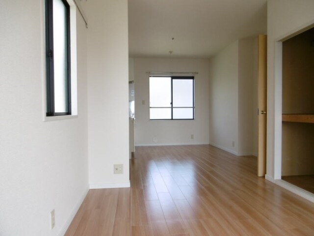 ディアスワーブラーの物件内観写真