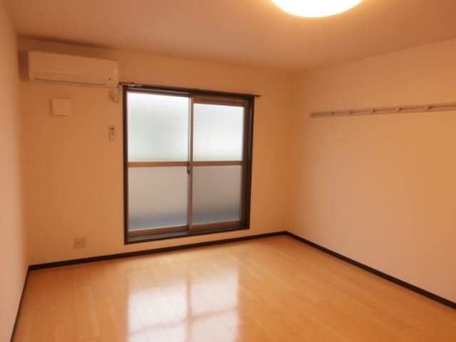 ルーチェ秋月の物件内観写真