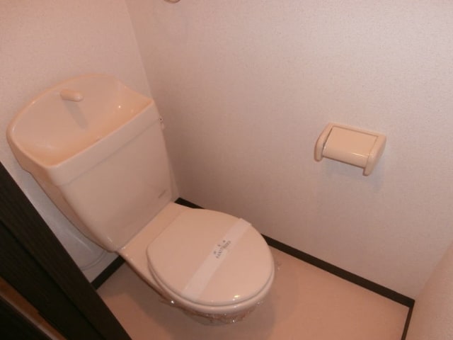 ルーチェ秋月の物件内観写真