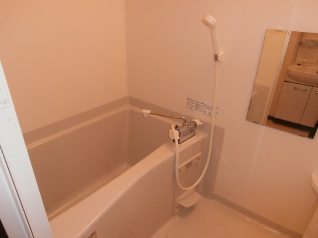 ルーチェ秋月の物件内観写真