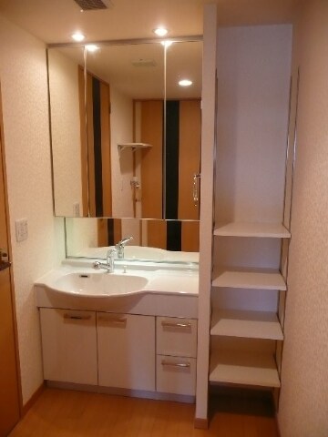 ユニ・アルス吹上プレジオの物件内観写真