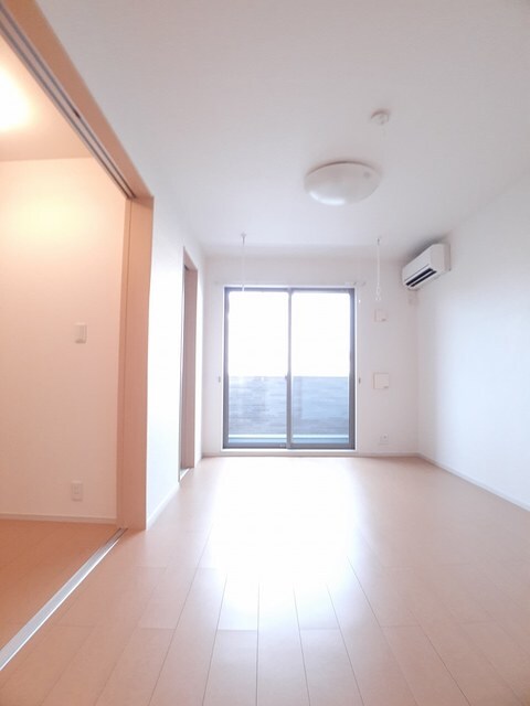 モデッサ　クスミールの物件内観写真