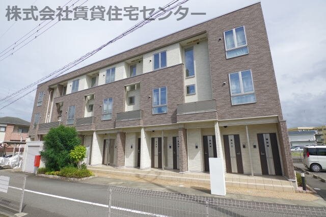 モデッサ　クスミールの物件外観写真