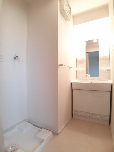 モデッサ　クスミールの物件内観写真