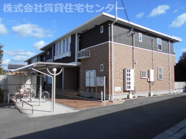 サーレ・春日の物件外観写真