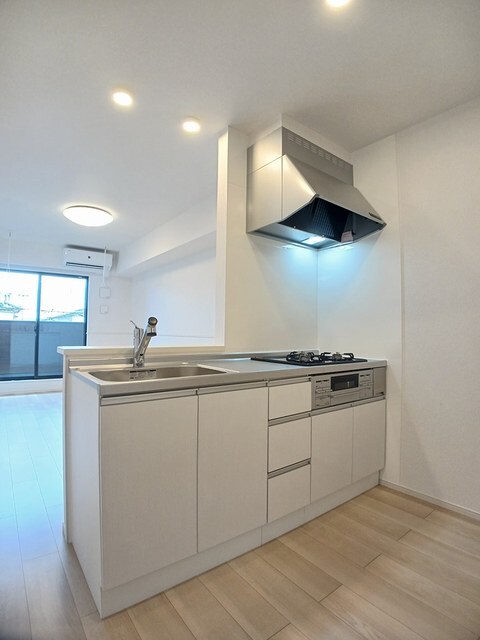 八幡前駅 徒歩15分 2階の物件内観写真