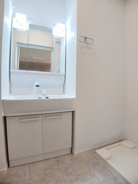 八幡前駅 徒歩15分 2階の物件内観写真