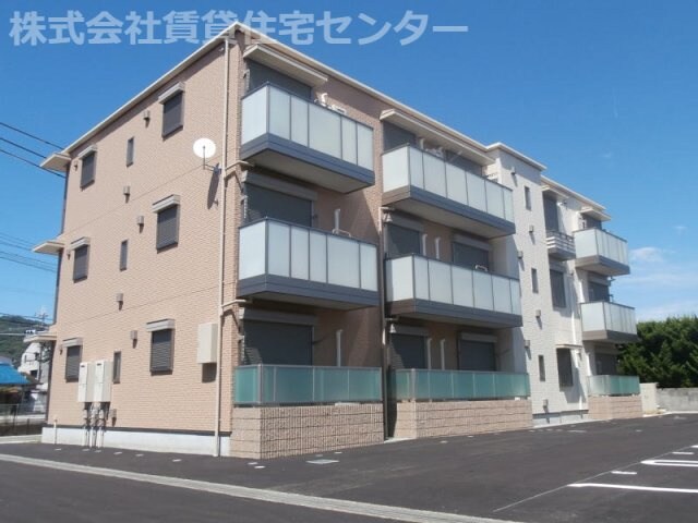 ベレオ園部の物件外観写真