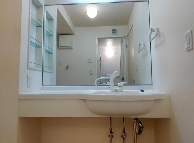 紀ノ川駅 バス5分  北島下車：停歩2分 2階の物件内観写真