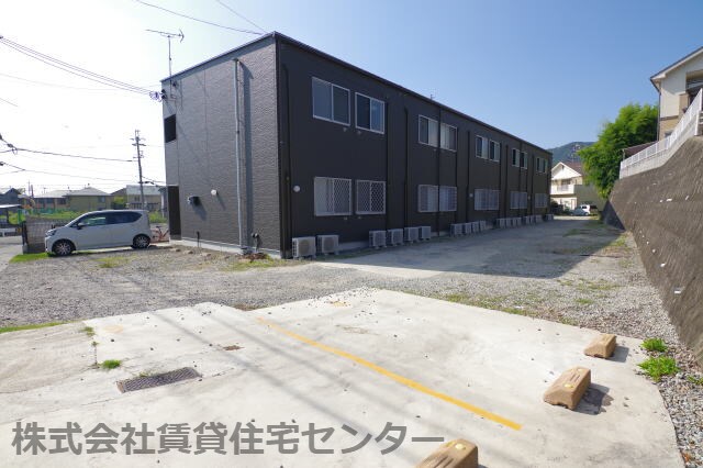 エクストリーム直川の物件外観写真