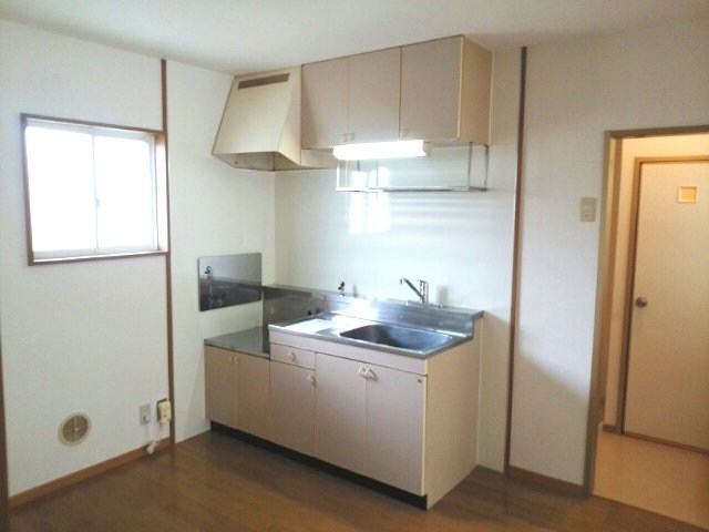 国城ハイツの物件内観写真