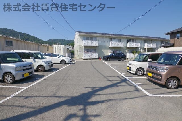 六十谷駅 バス7分  鳴滝団地下車：停歩5分 1階の物件外観写真