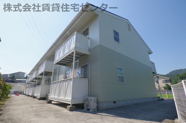 六十谷駅 バス7分  鳴滝団地下車：停歩5分 1階の物件外観写真