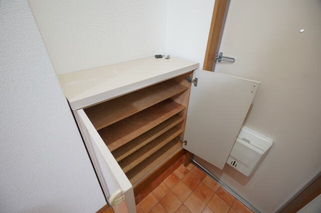 六十谷駅 バス7分  鳴滝団地下車：停歩5分 1階の物件内観写真