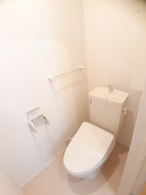 カーサ　デ　ベラーノⅠの物件内観写真