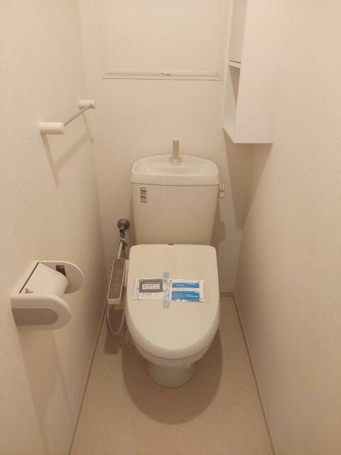 八幡前駅 徒歩12分 2階の物件内観写真