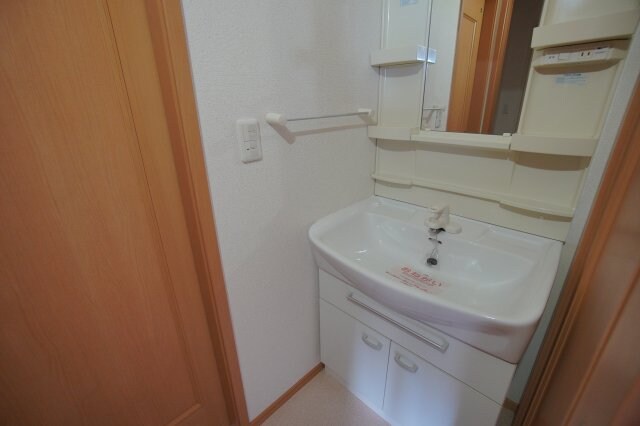 シャルパンティエⅡの物件内観写真