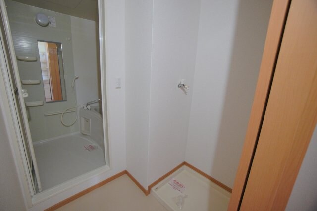 シャルパンティエⅡの物件内観写真