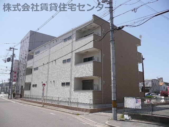 アメニティ 高松の物件外観写真