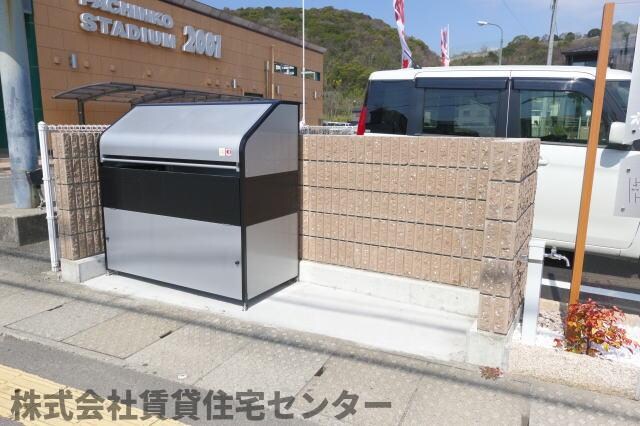 二里ケ浜駅 徒歩11分 1階の物件内観写真