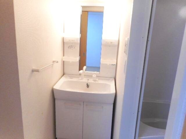 八幡前駅 徒歩12分 1階の物件内観写真