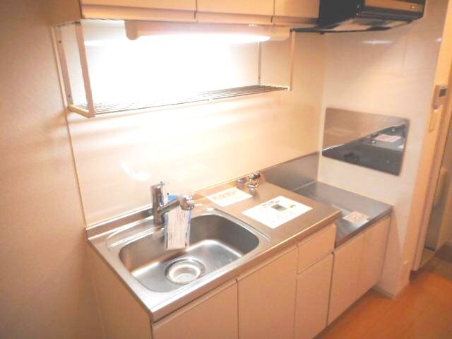 八幡前駅 徒歩12分 1階の物件内観写真