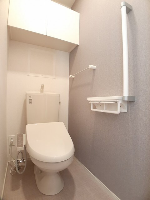 ヴェルソー有本Ⅱの物件内観写真