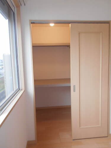 アン・セリジェの物件内観写真