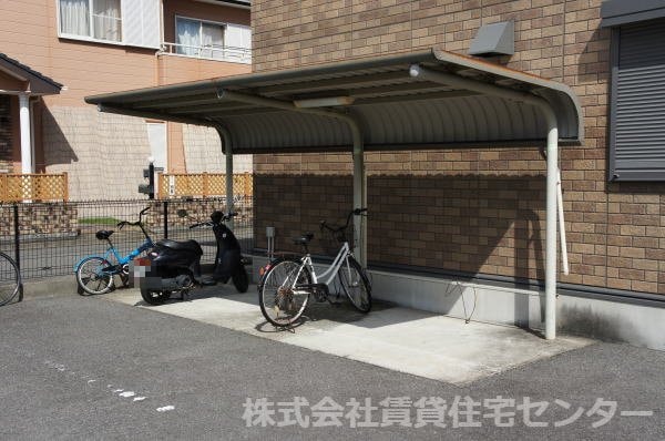 六十谷駅 バス12分  公民館前下車：停歩7分 2階の物件内観写真