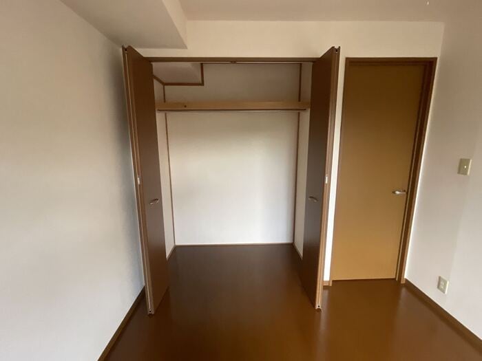 八幡前駅 徒歩7分 1階の物件内観写真