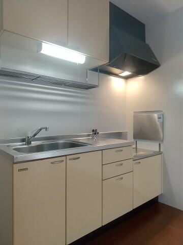 八幡前駅 徒歩7分 1階の物件内観写真