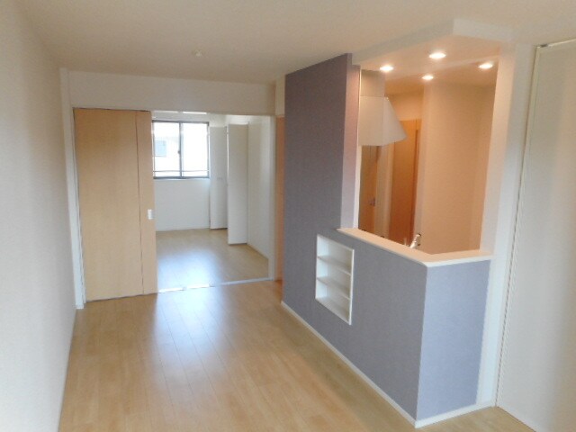 東松江駅 徒歩5分 2階の物件内観写真