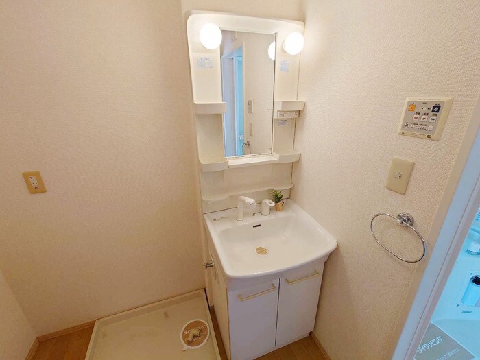 カルム・ロジュマンⅡの物件内観写真