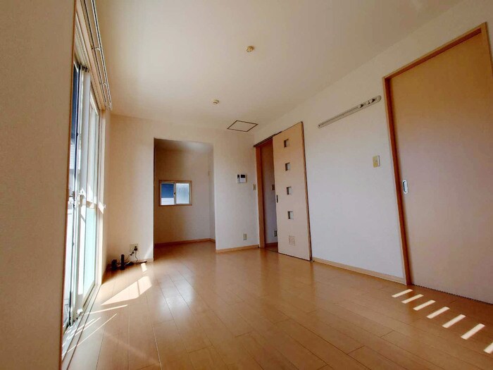 カルム・ロジュマンⅡの物件内観写真