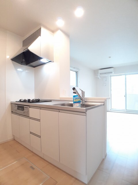 八幡前駅 徒歩11分 1階の物件内観写真