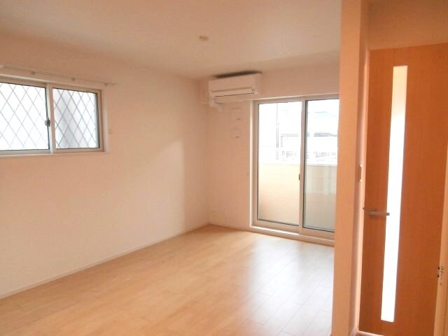 八幡前駅 徒歩11分 1階の物件内観写真