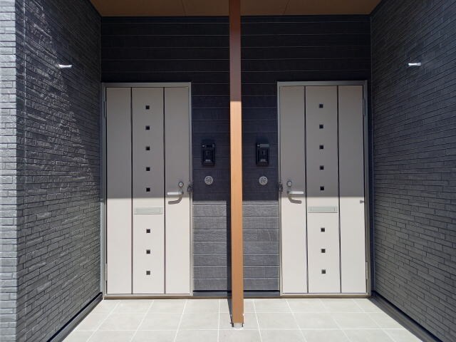 西ノ庄駅 徒歩6分 2階の物件外観写真