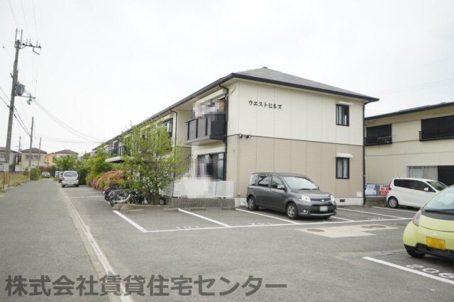 ウエストヒルズの物件外観写真