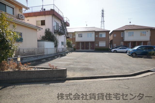 フローラル・アイの物件外観写真