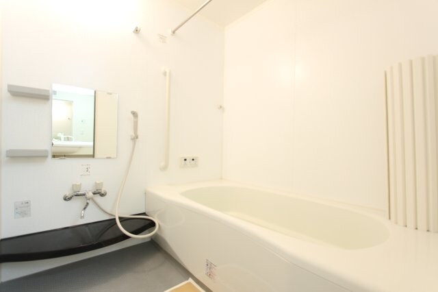 和歌山市駅 バス10分  延時下車：停歩5分 2階の物件内観写真