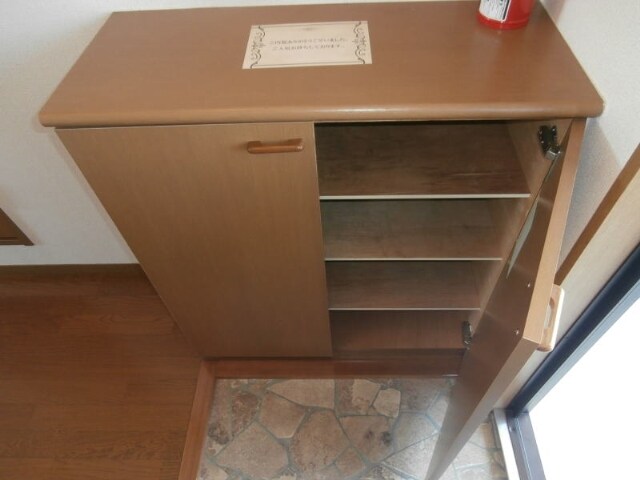 ガーデン・シャトレｉ 単身棟の物件内観写真