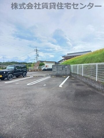 メゾン　コリーヌⅢの物件外観写真